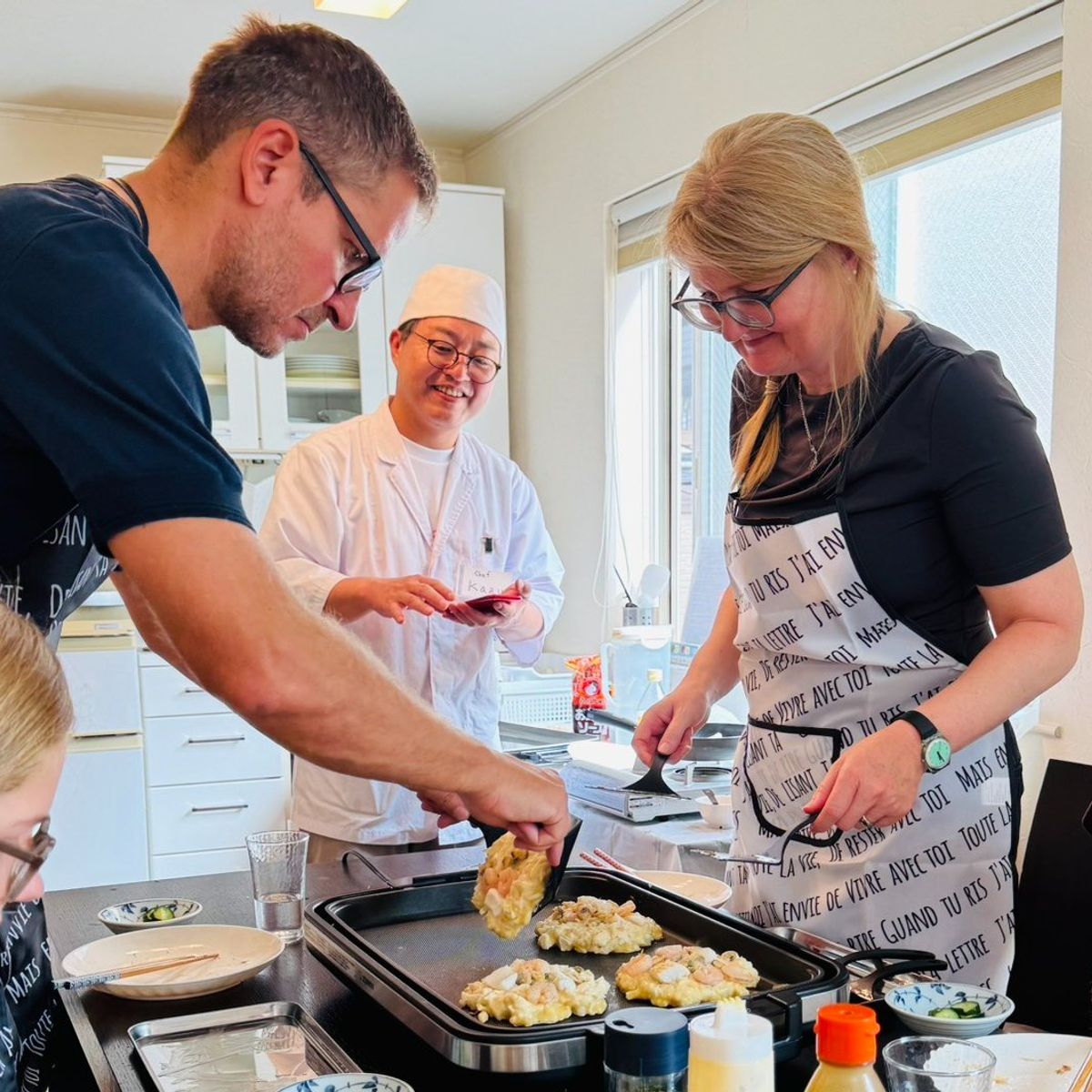 Hands‑On Okonomiyaki Cooking & Matcha Experience + Dessert (Private or Small Group)