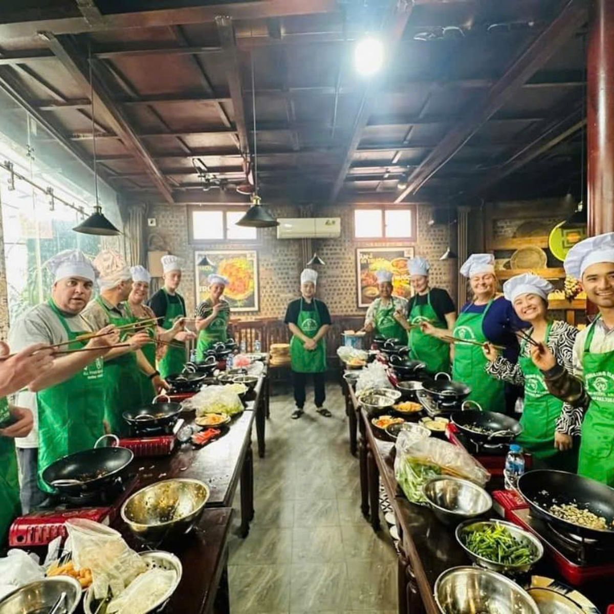 Hanoi Daily Cooking Class with Professional Chef