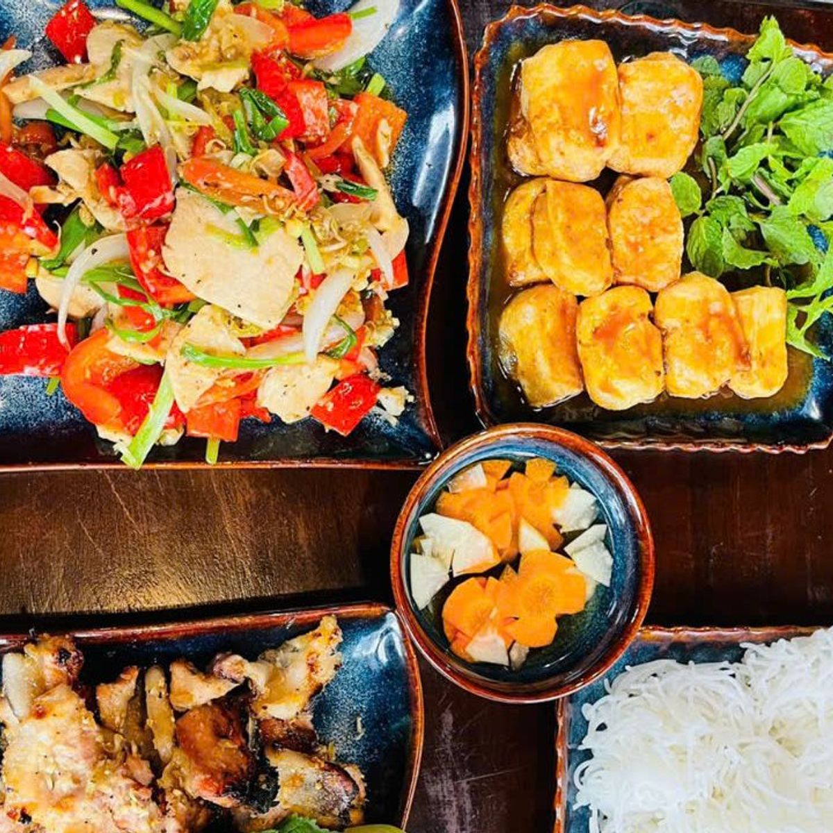 Hanoi Daily Cooking Class with Professional Chef
