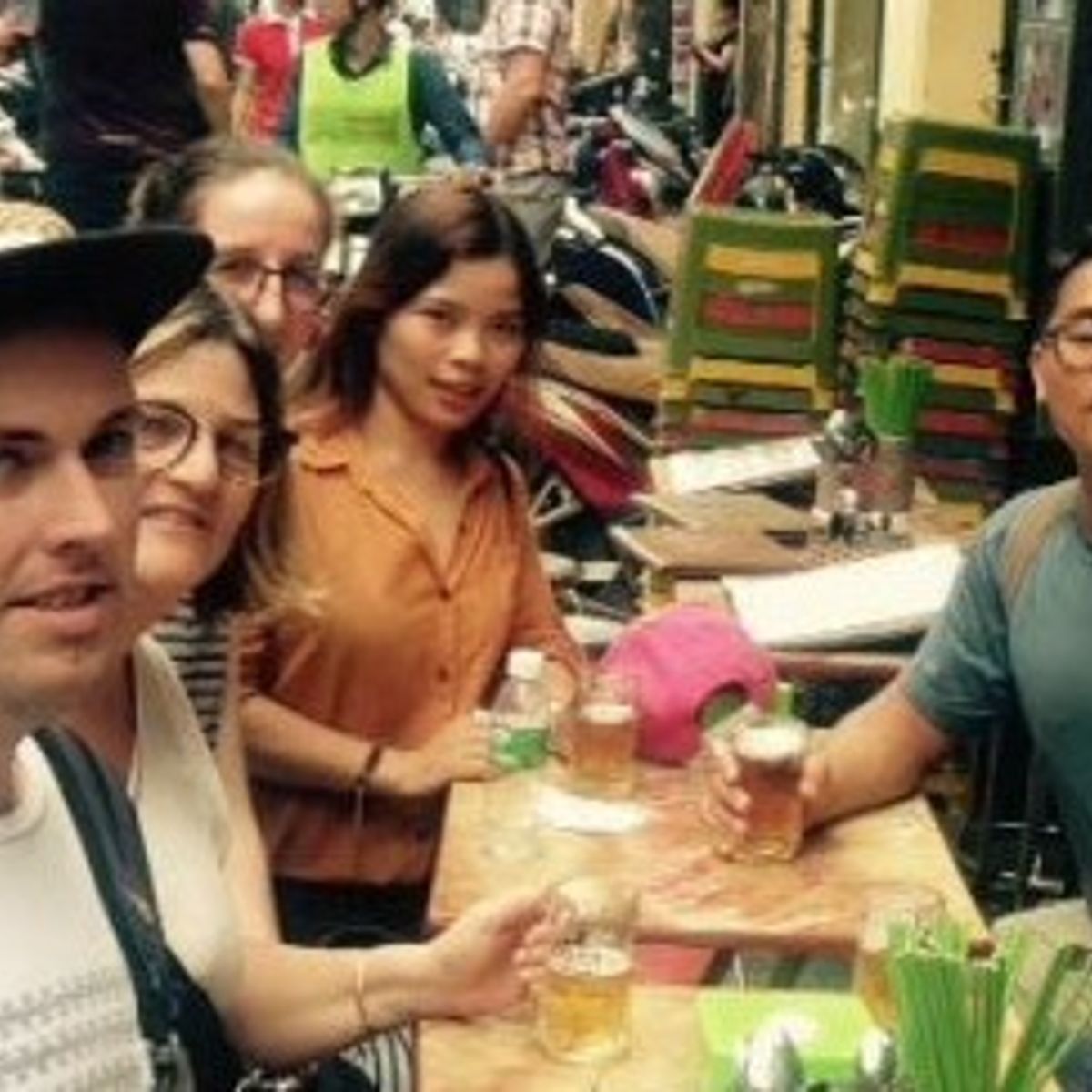 Visite à pied de la cuisine de rue à Hanoï dans le vieux quartier