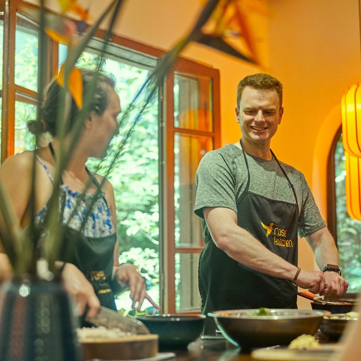 Cuisinez Nem Rán et Bún Chả à Hanoi Garden Villa et café aux œufs gratuit