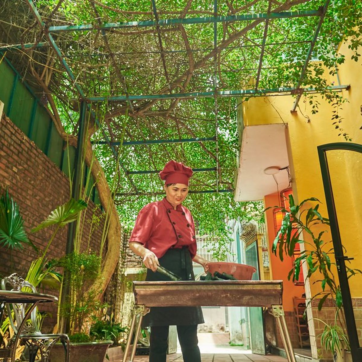 Cuisinez Nem Rán et Bún Chả à Hanoi Garden Villa et café aux œufs gratuit