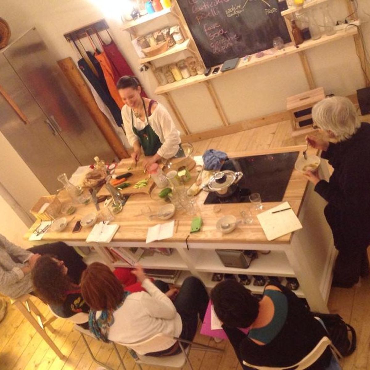 History and Secrets of the Mediterranean Diet Private Class in Naples