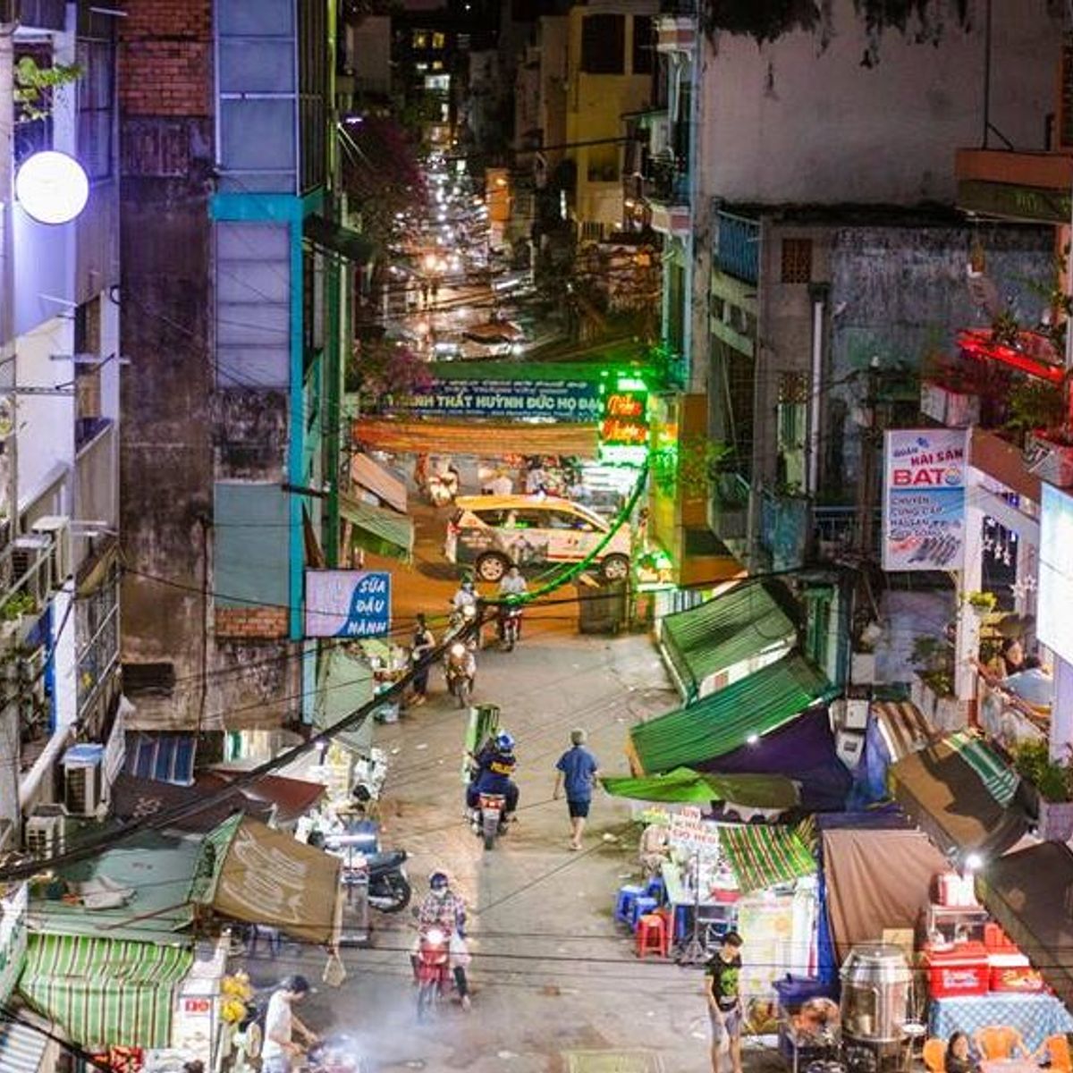 Private Motorbike Food Tour By Night