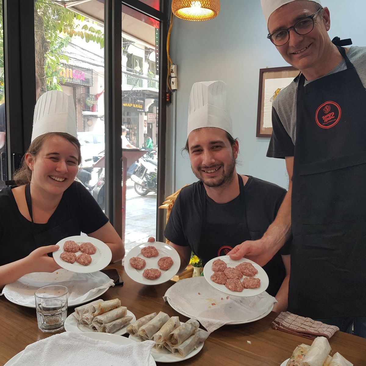 Hoang's Cooking Class with Local Market Tour