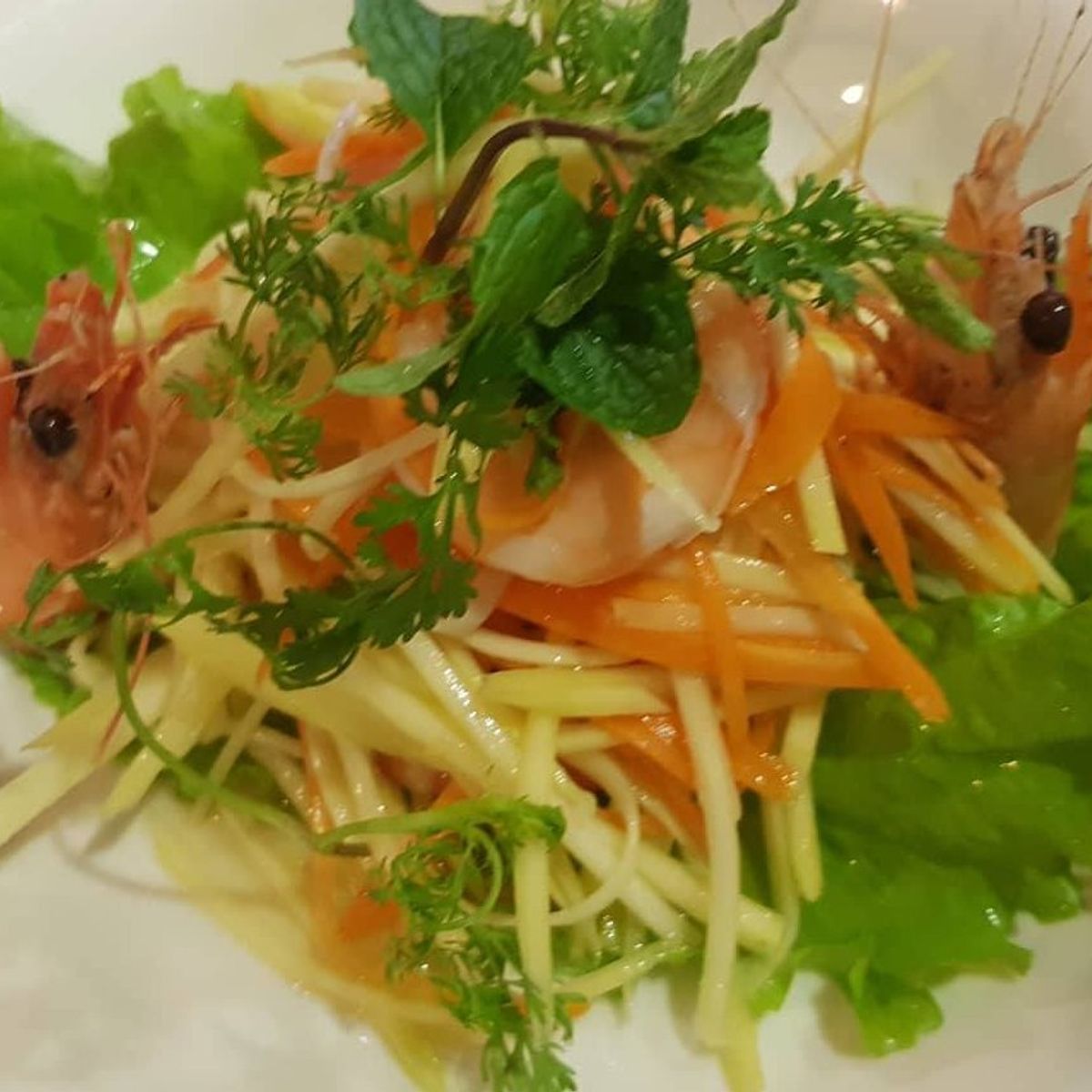 Hoang's Cooking Class with Local Market Tour