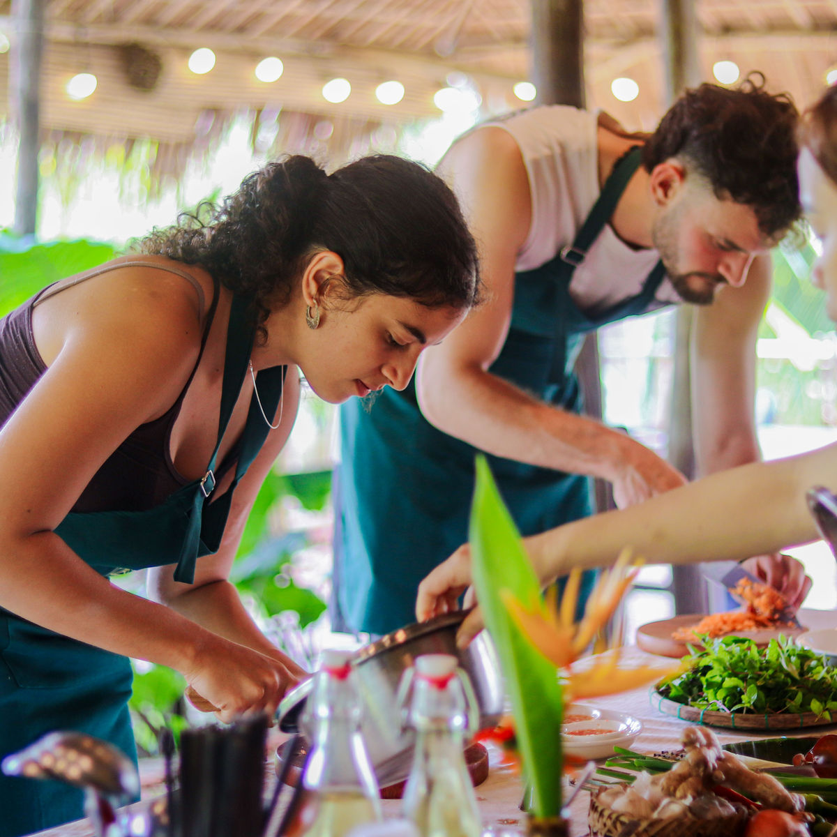 Hoi An Cooking Class with Market Tour and Basket Boat Experience