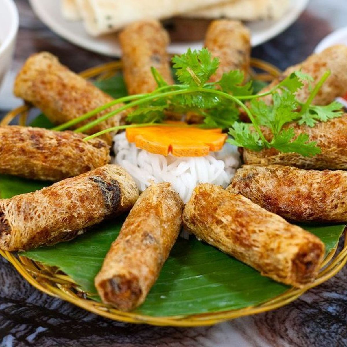 Hoi An Walking Tour and Cooking Class in Local Village