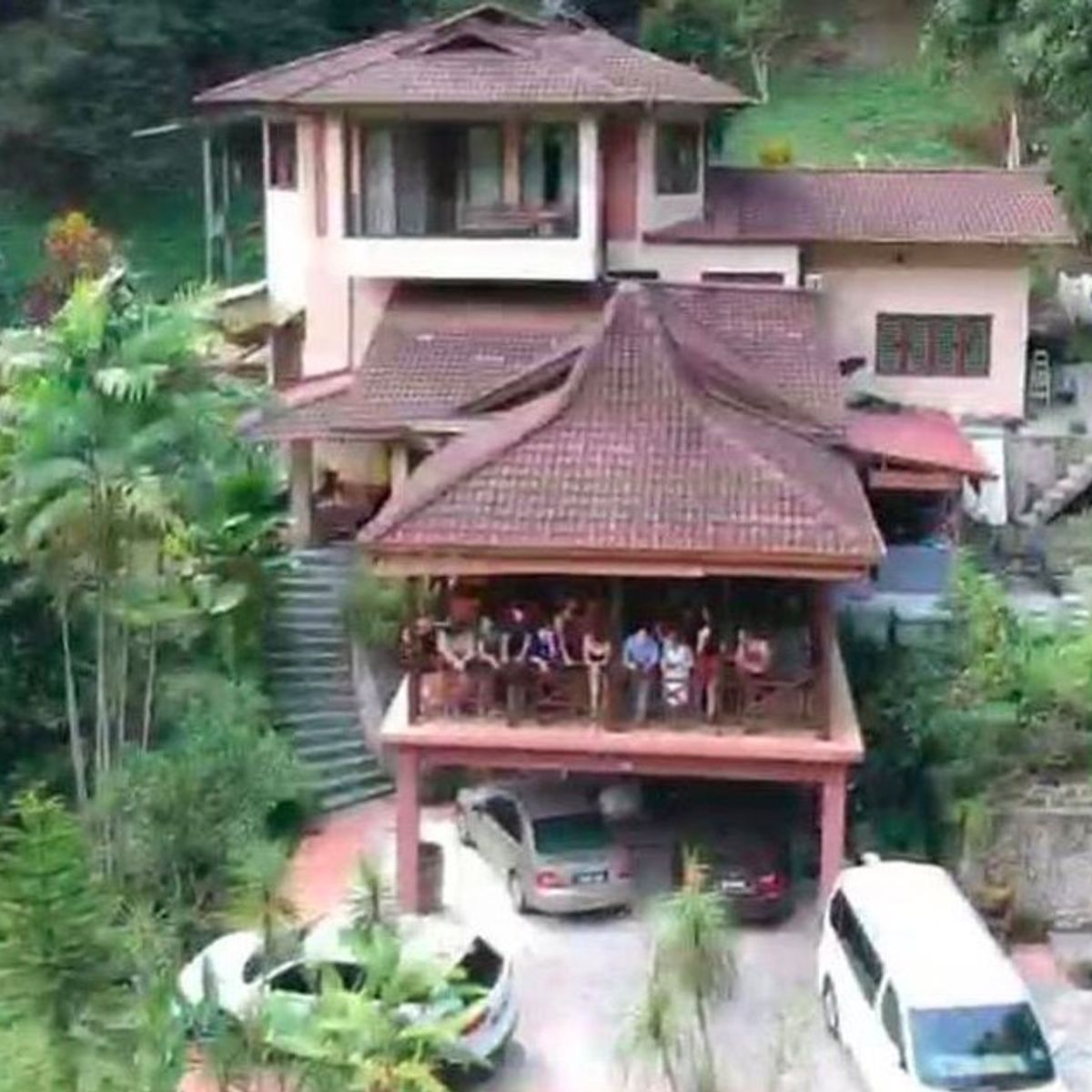 Authentic and Genuine Malaysian Cooking Class with Market Tour