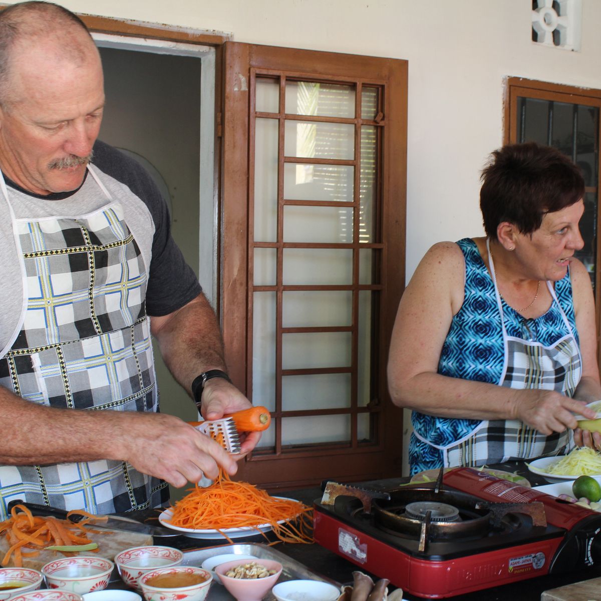 Vietnam Home Cooking Expert with Authentic Markets Experiences