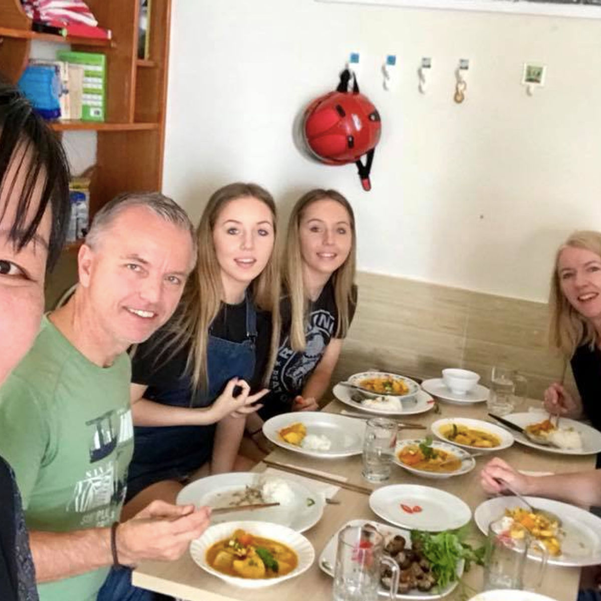 Home Cooking Class with Central Market Tour in Dalat