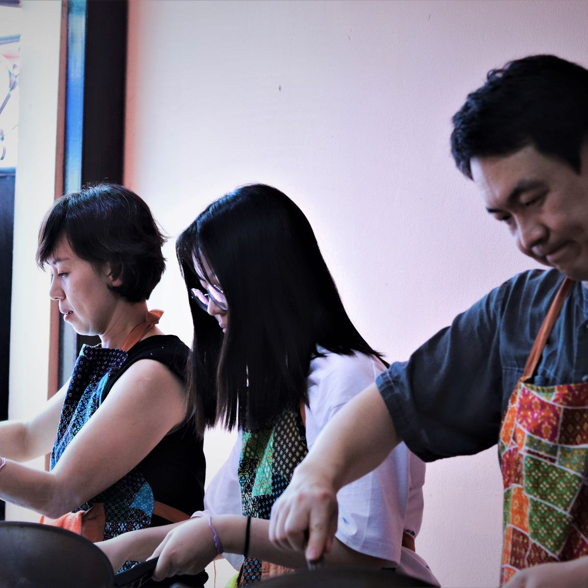 Fresh Market Tour & Authentic Thai Lunch Cooking with Passionate Chef