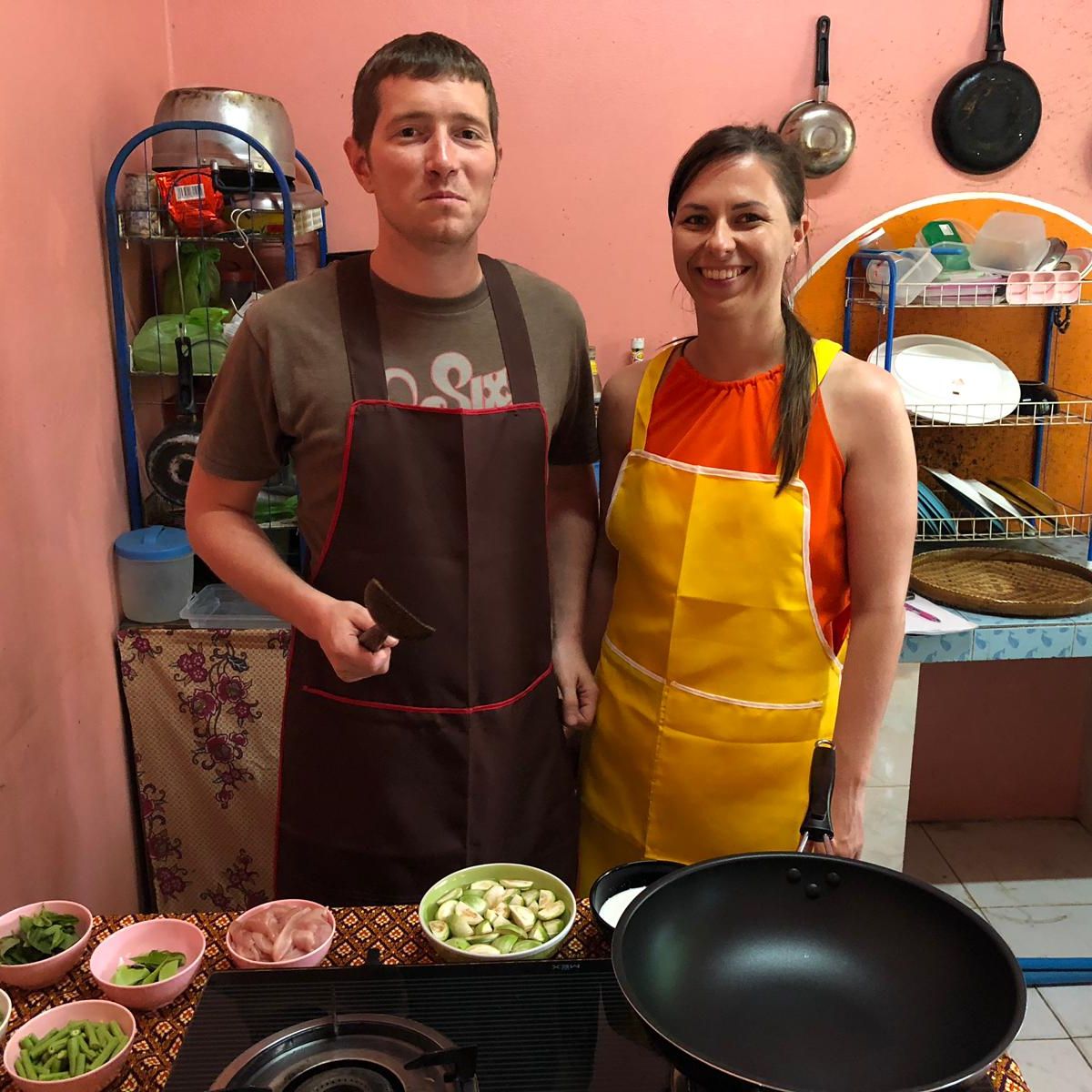 Home Style Thai Cooking Class with Market Tour