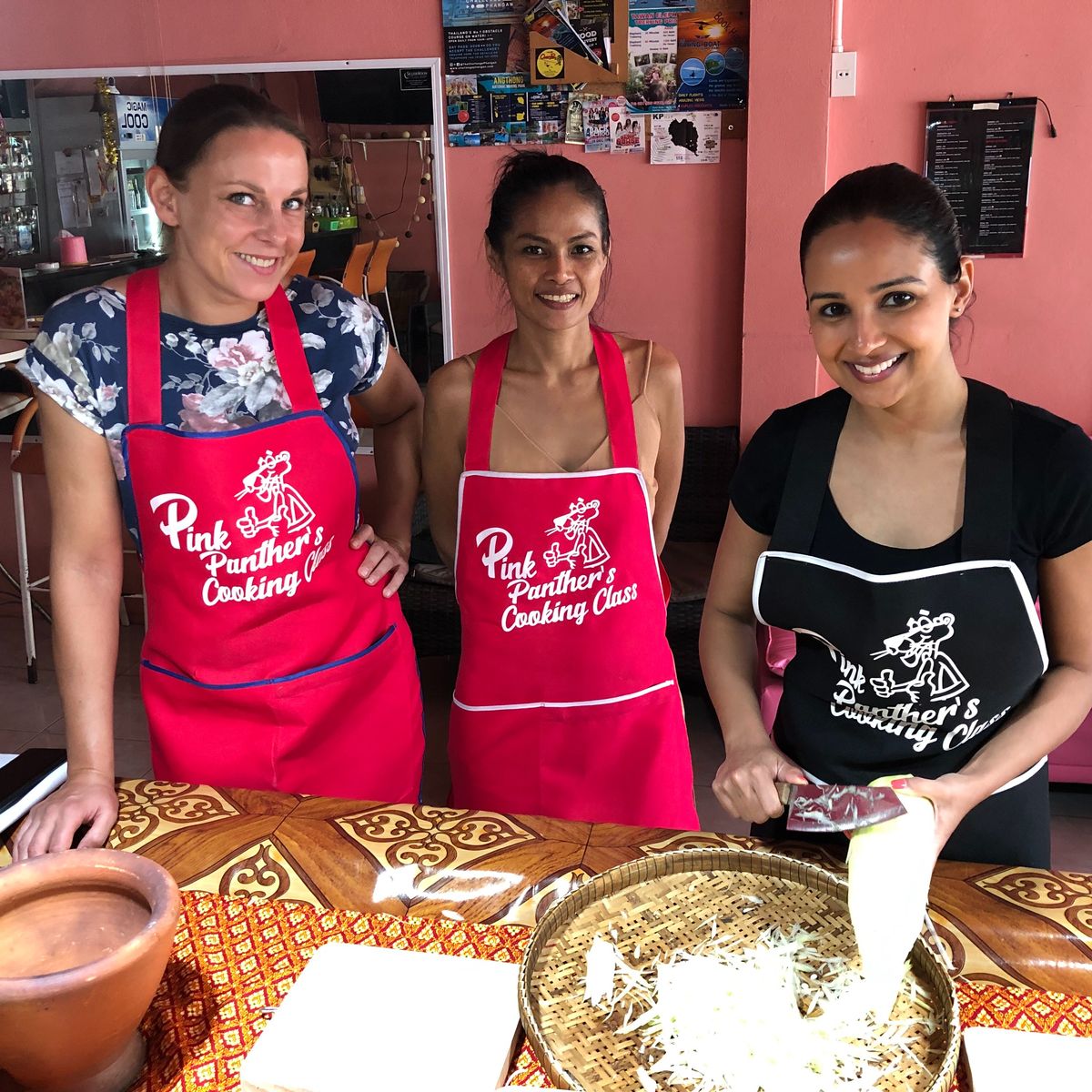 Home Style Thai Cooking Class with Market Tour