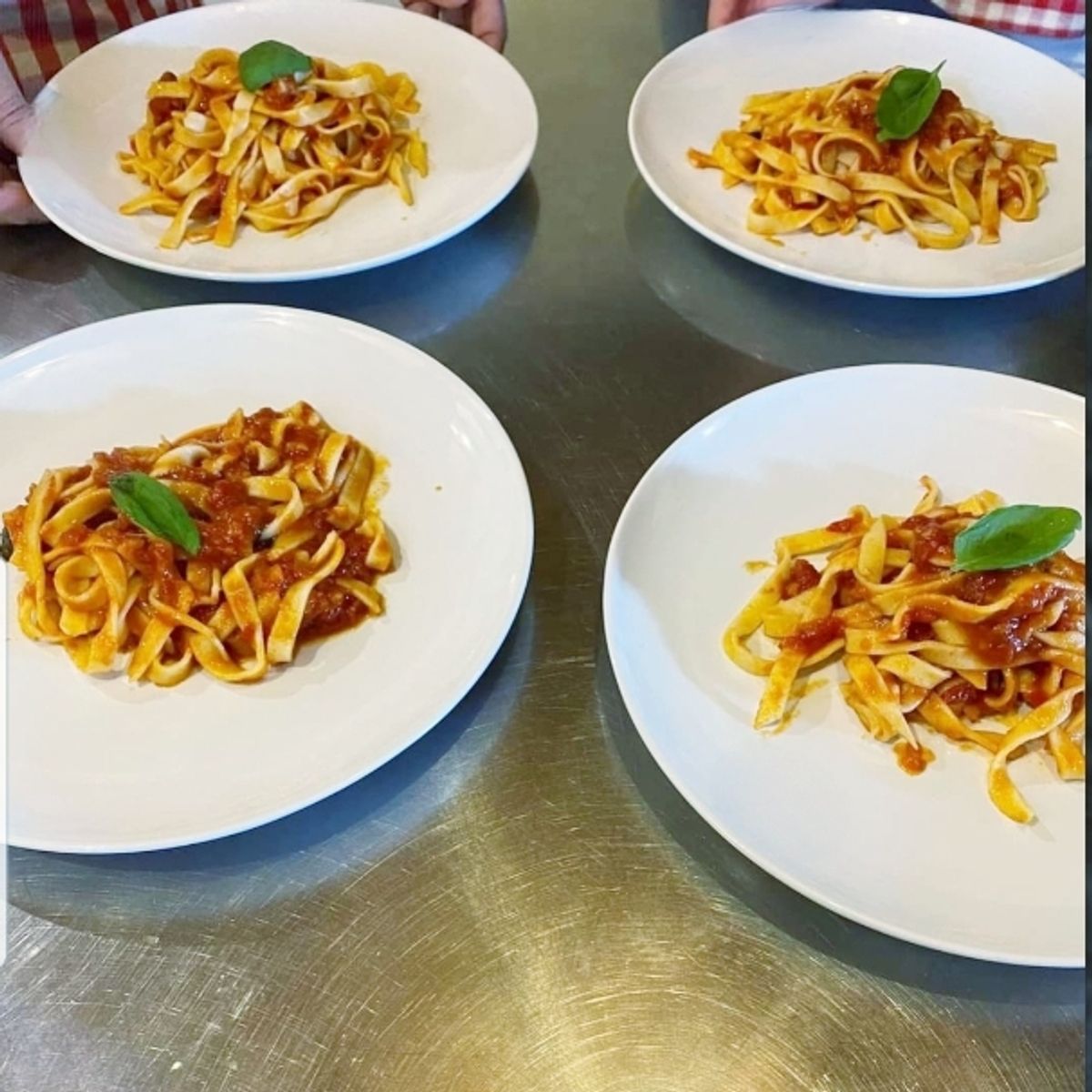 Tuscan Countryside Family-Style Cooking Class in Chianti with Wine