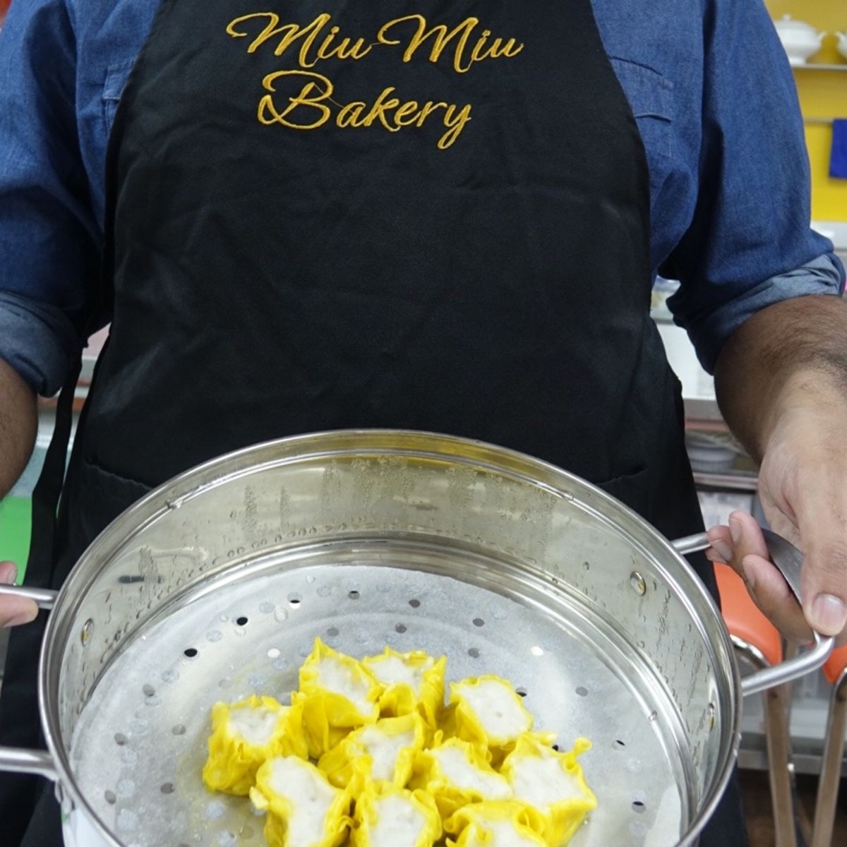 Hong Kong Famous Street Food Cooking with Fish