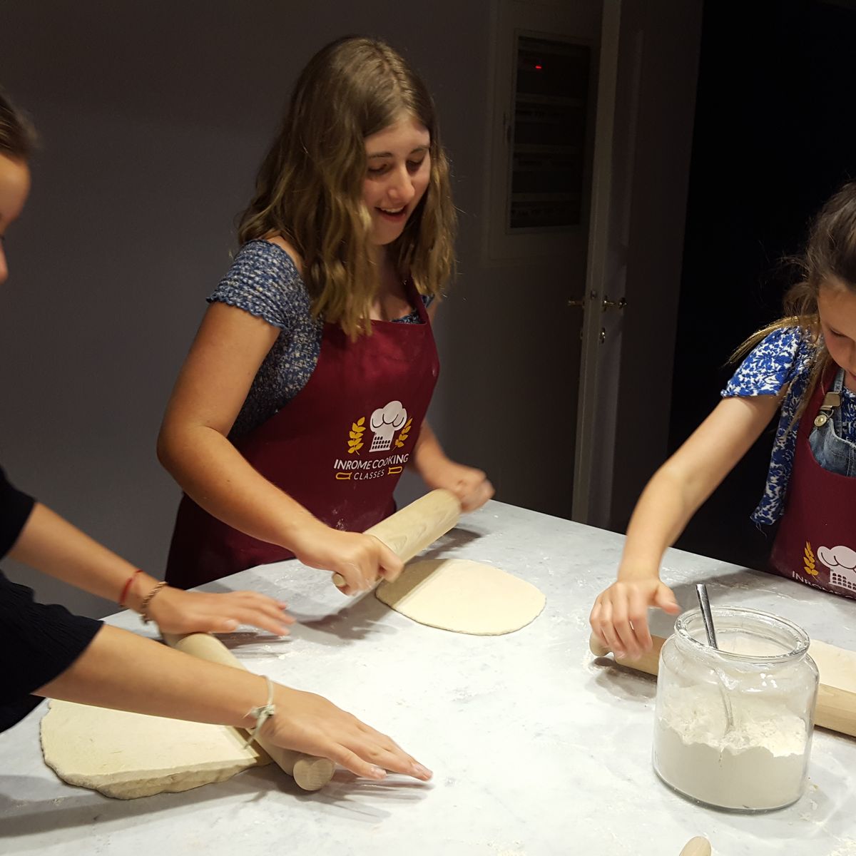 Traditional Pizza and Gelato Making Class in Rome near Piazza Navona