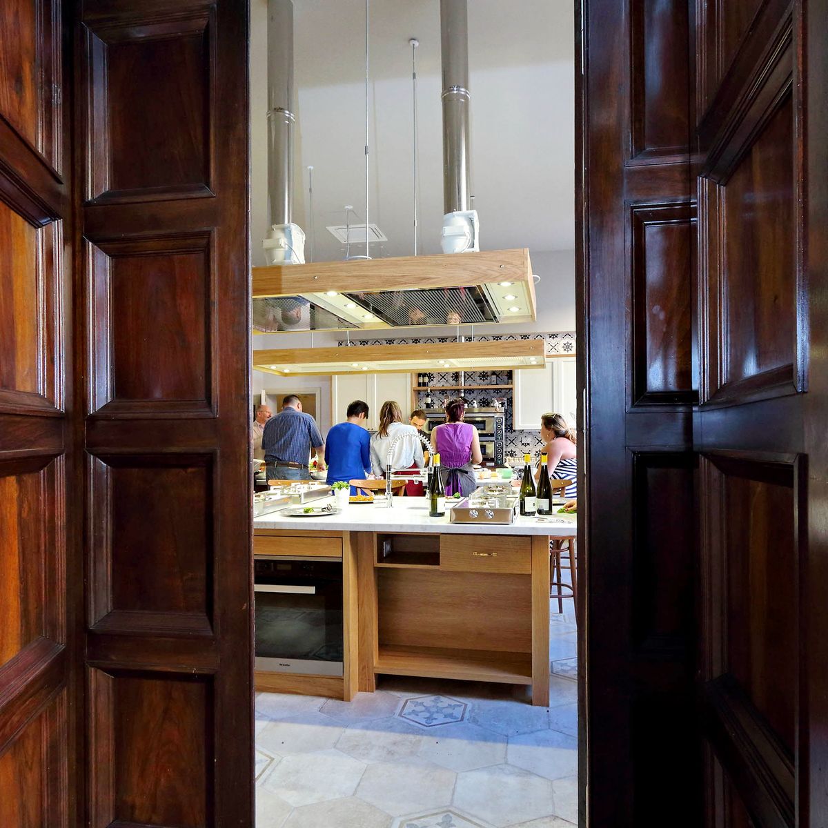 InRome: Cook an Italian Sunday Lunch with Farmers Market Shopping