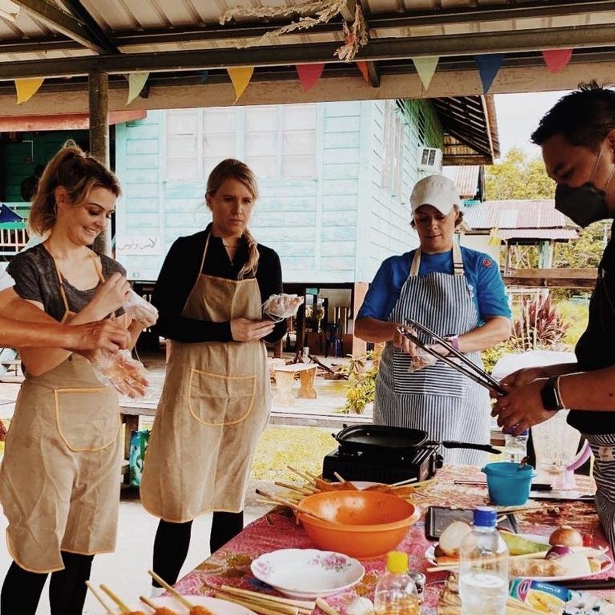 Indigenous Home Cooking Class at Farmstay with Market Tour