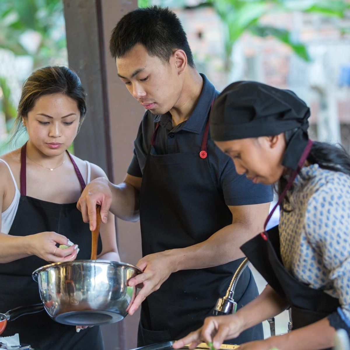 Khmer Cooking Class at a Local's Home with Market Tour