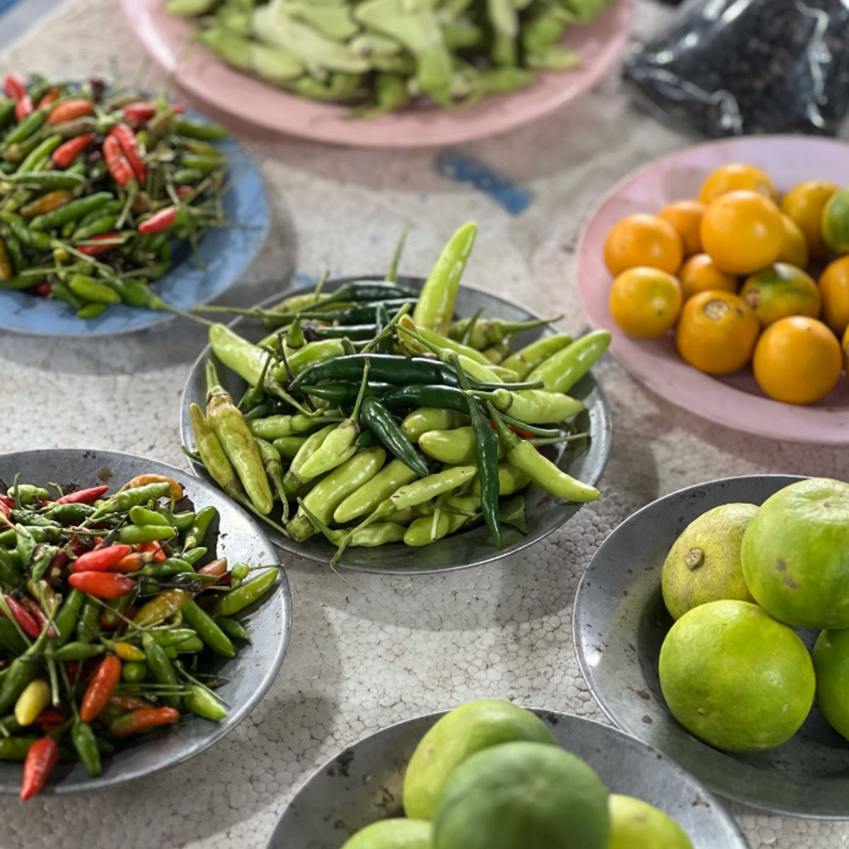 Traditionelles thailändisches Kocherlebnis auf Koh Samui mit lokalen Köchen