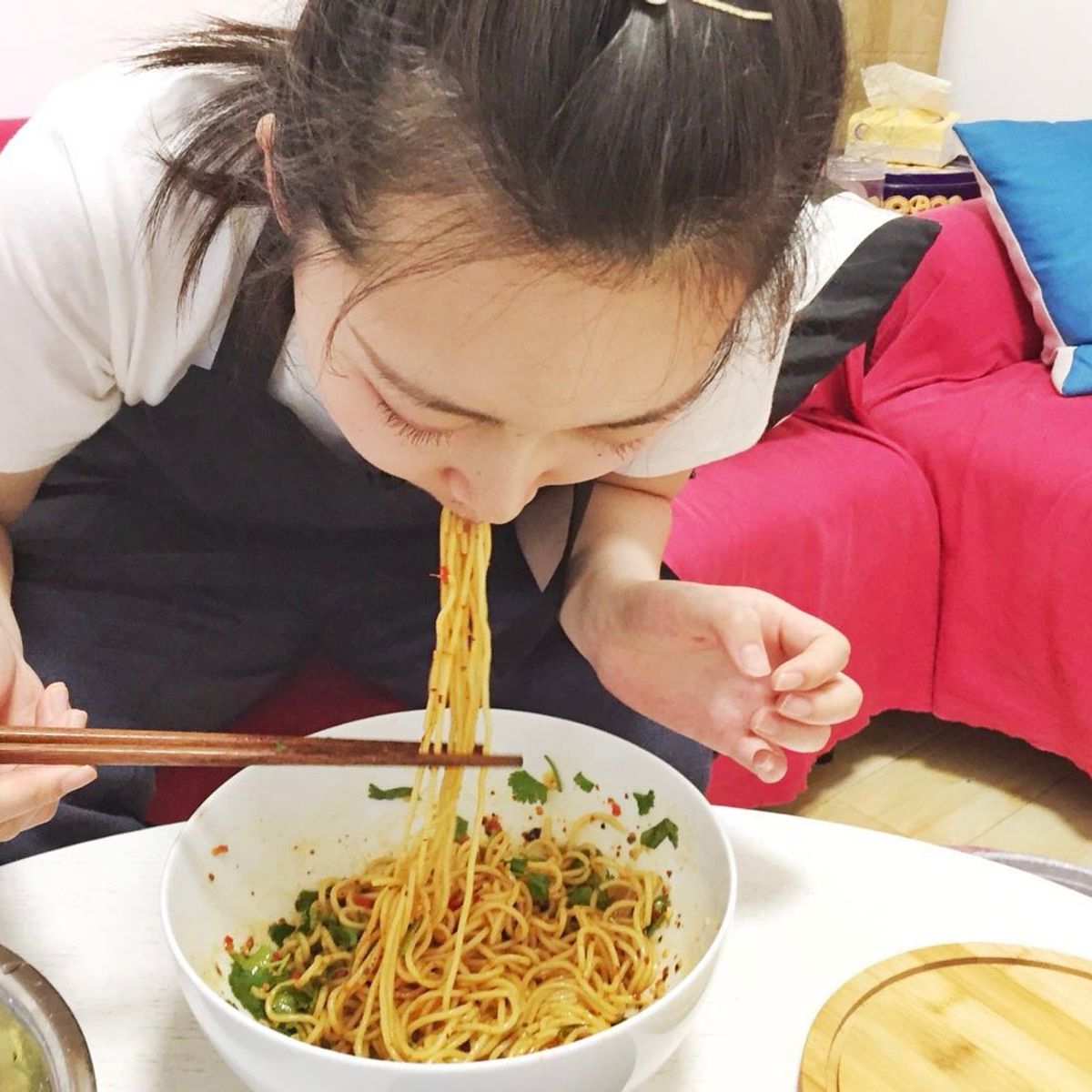 Learn Cold Noodle And Wolf-Tooth Potato At Local House