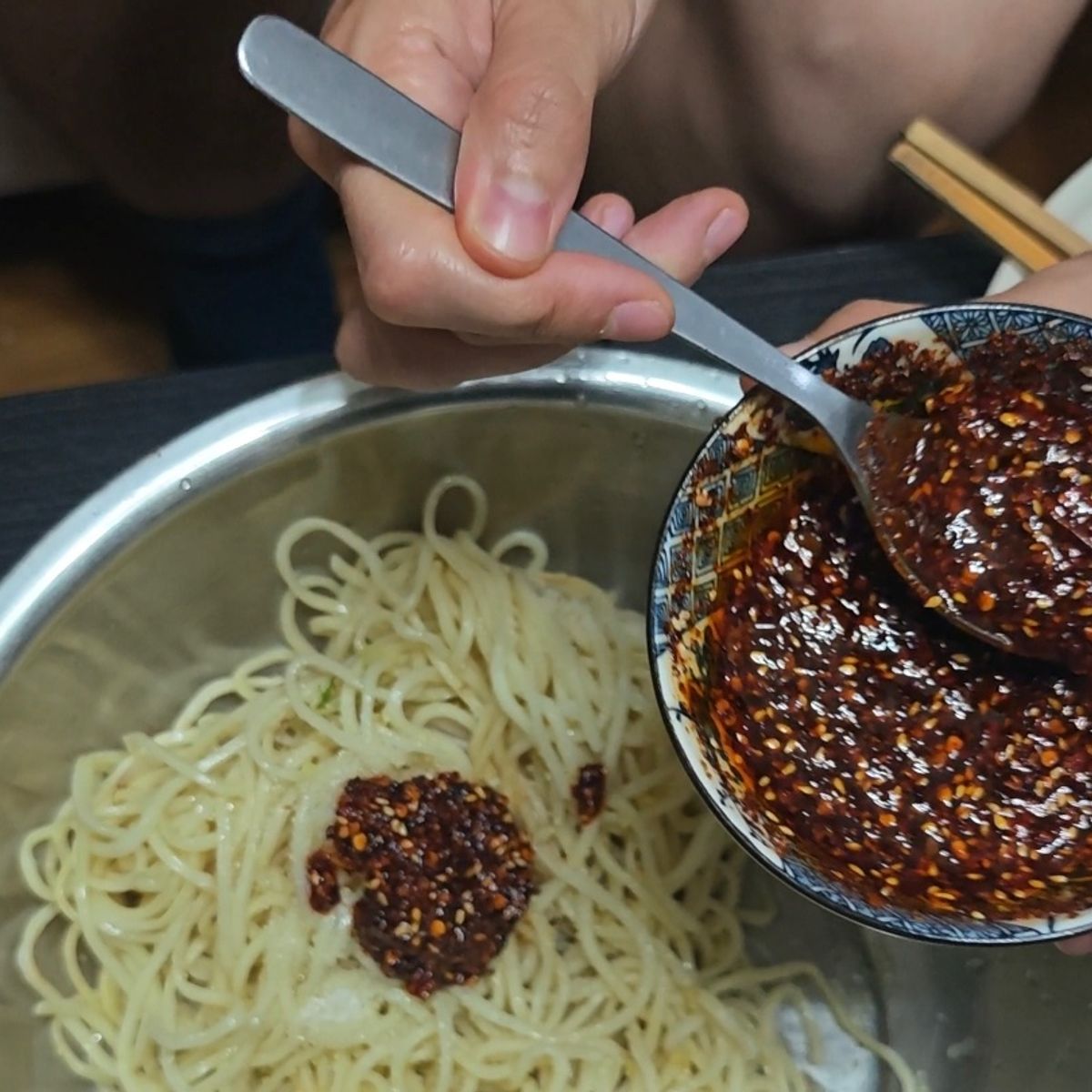 Learn Cold Noodle And Wolf-Tooth Potato At Local House