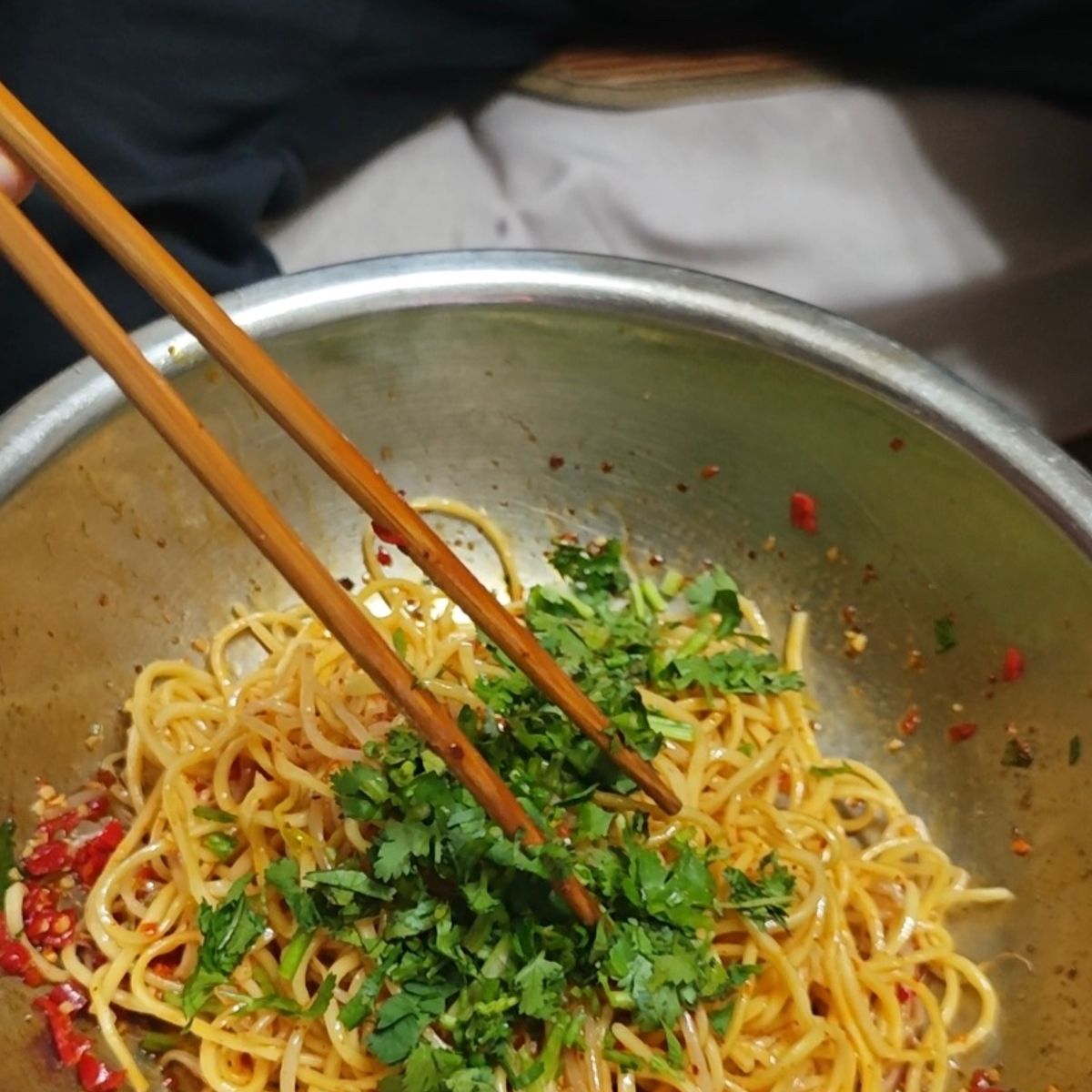 Learn Cold Noodle And Wolf-Tooth Potato At Local House