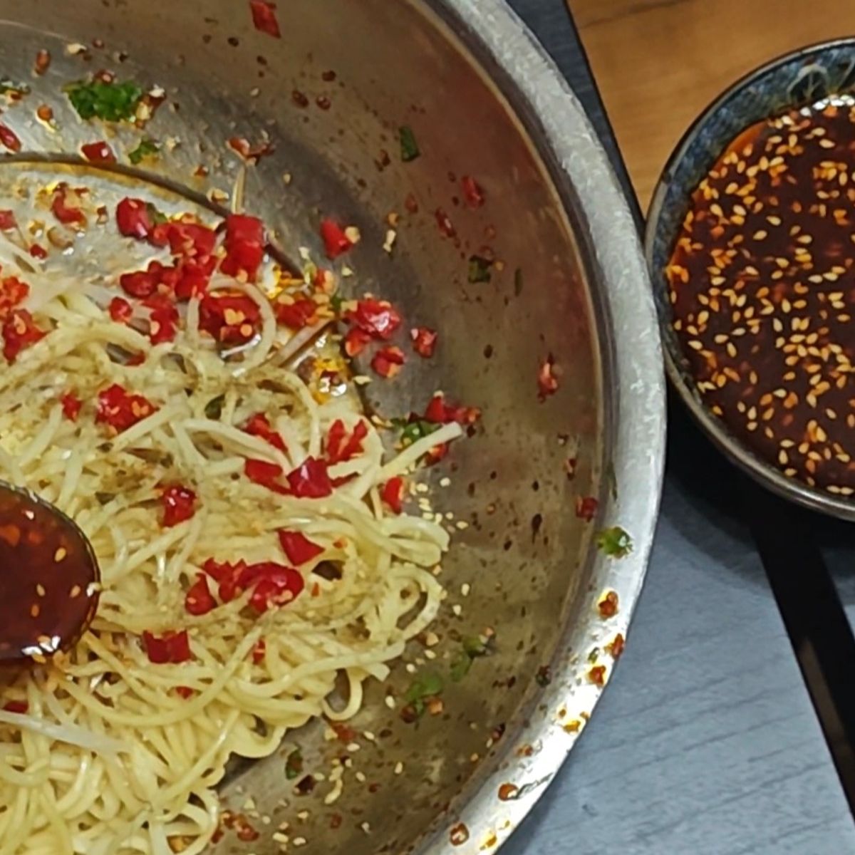 Learn Cold Noodle And Wolf-Tooth Potato At Local House