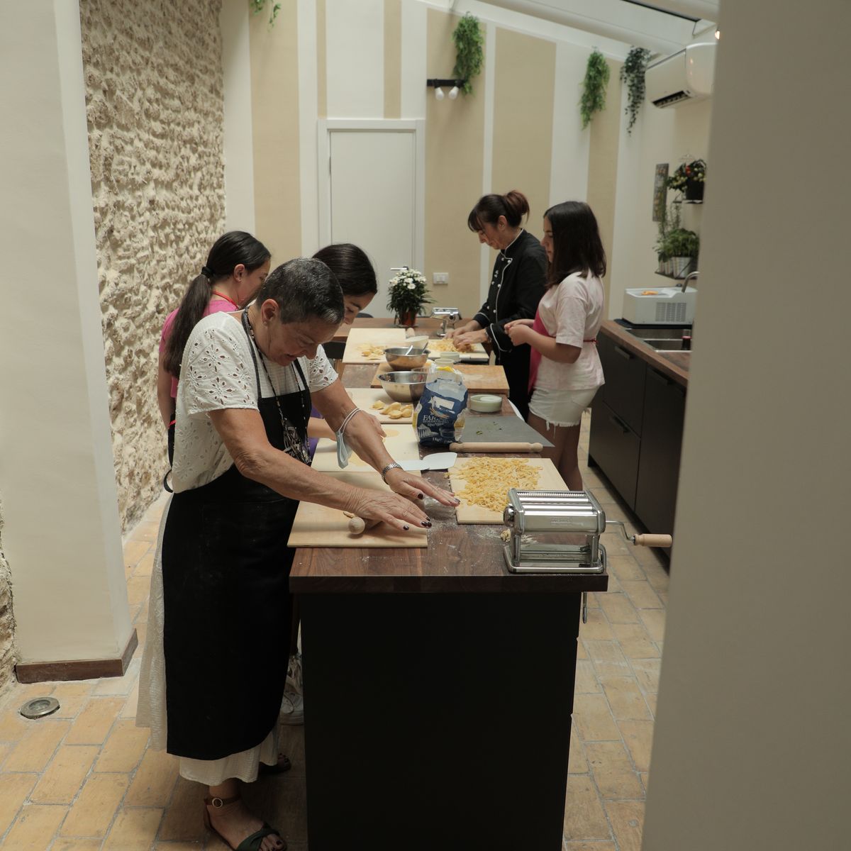 Learn pasta, ravioli and gelato with a chef in Rome city center!
