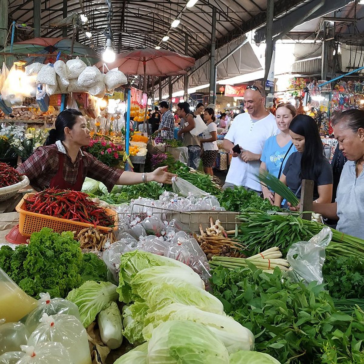 Choose Your Own Favorite Thai Dish Hands-on Authentic Thai Cooking Class with Local Market Tour