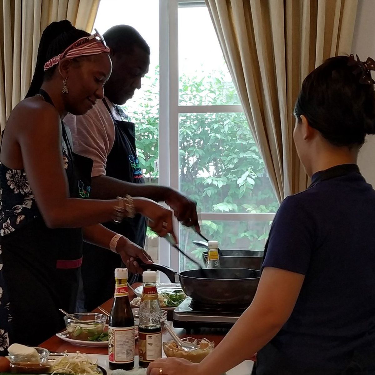 Choose Your Own Favorite Thai Dish Hands-on Authentic Thai Cooking Class with Local Market Tour