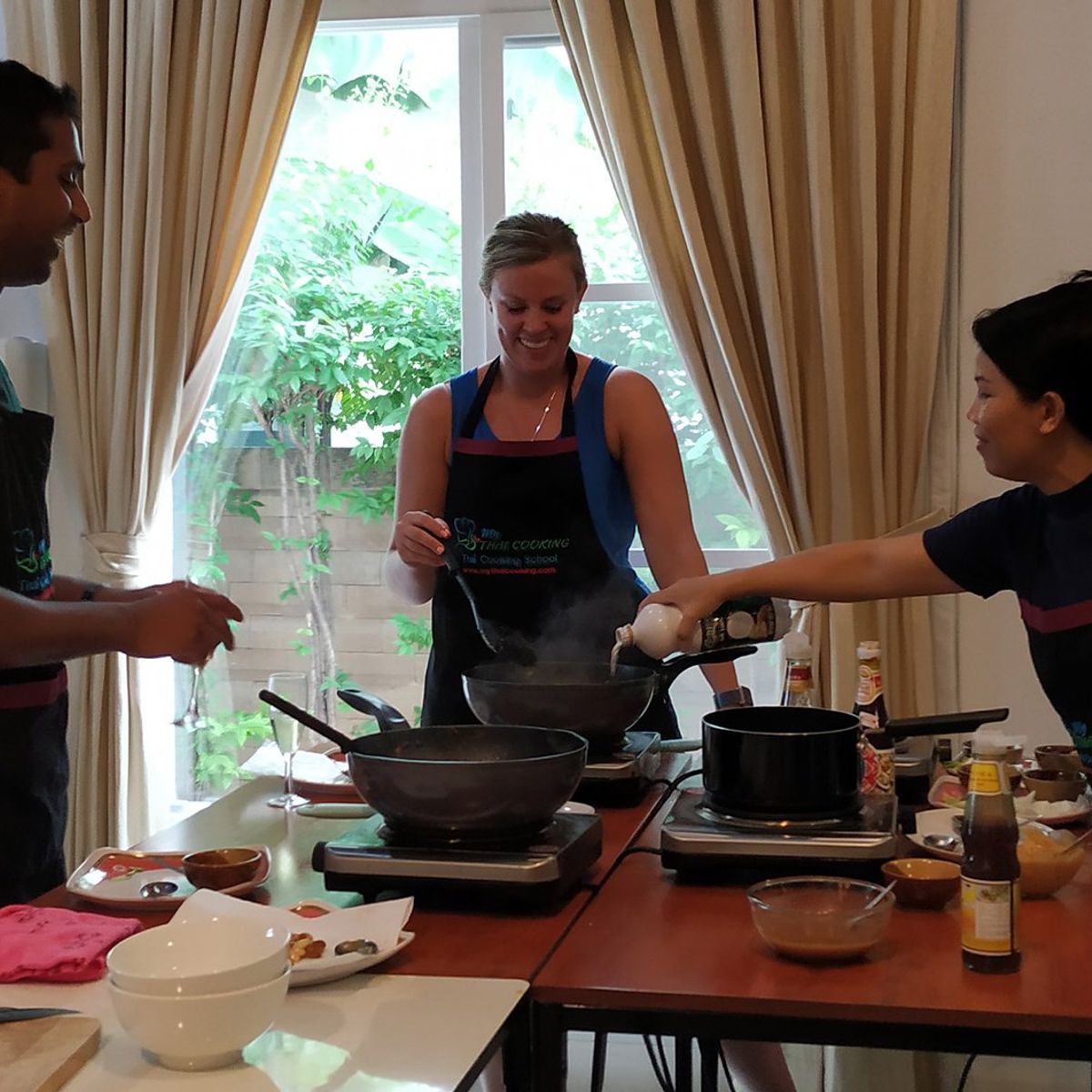Choose Your Own Favorite Thai Dish Hands-on Authentic Thai Cooking Class with Local Market Tour
