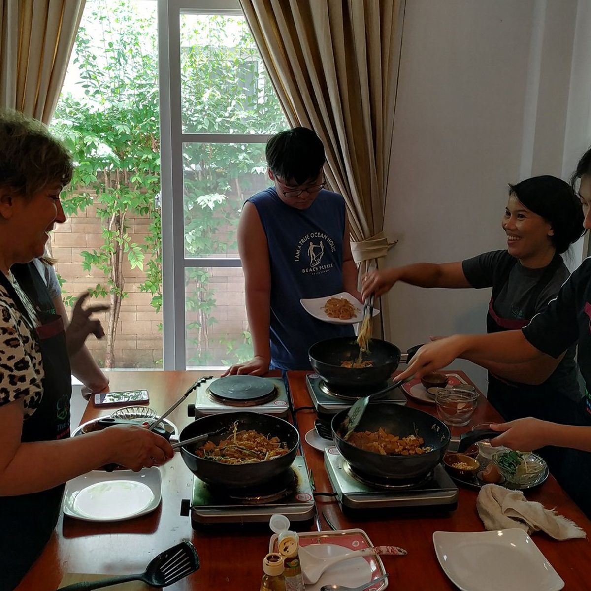 Choose Your Own Favorite Thai Dish Hands-on Authentic Thai Cooking Class with Local Market Tour