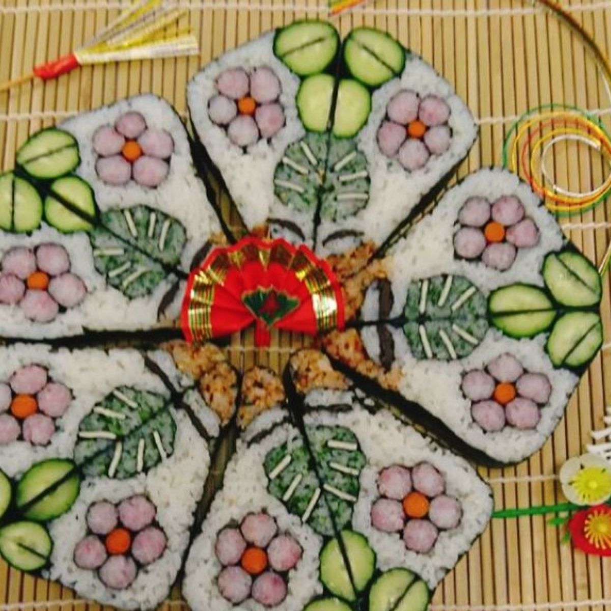 Let's Make Artistic Sushi in Osaka