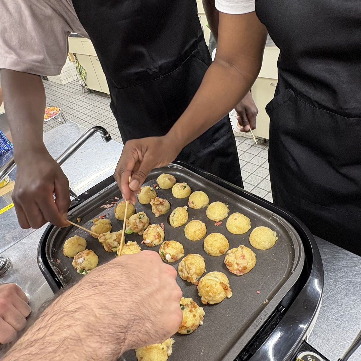 Let’s Have Fun Making Japan’s Famous Takoyaki in Nagoya!