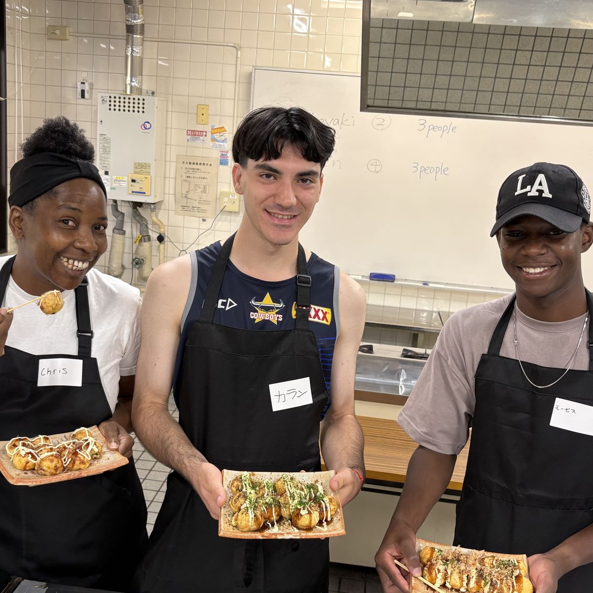 Let’s Have Fun Making Japan’s Famous Takoyaki in Nagoya!