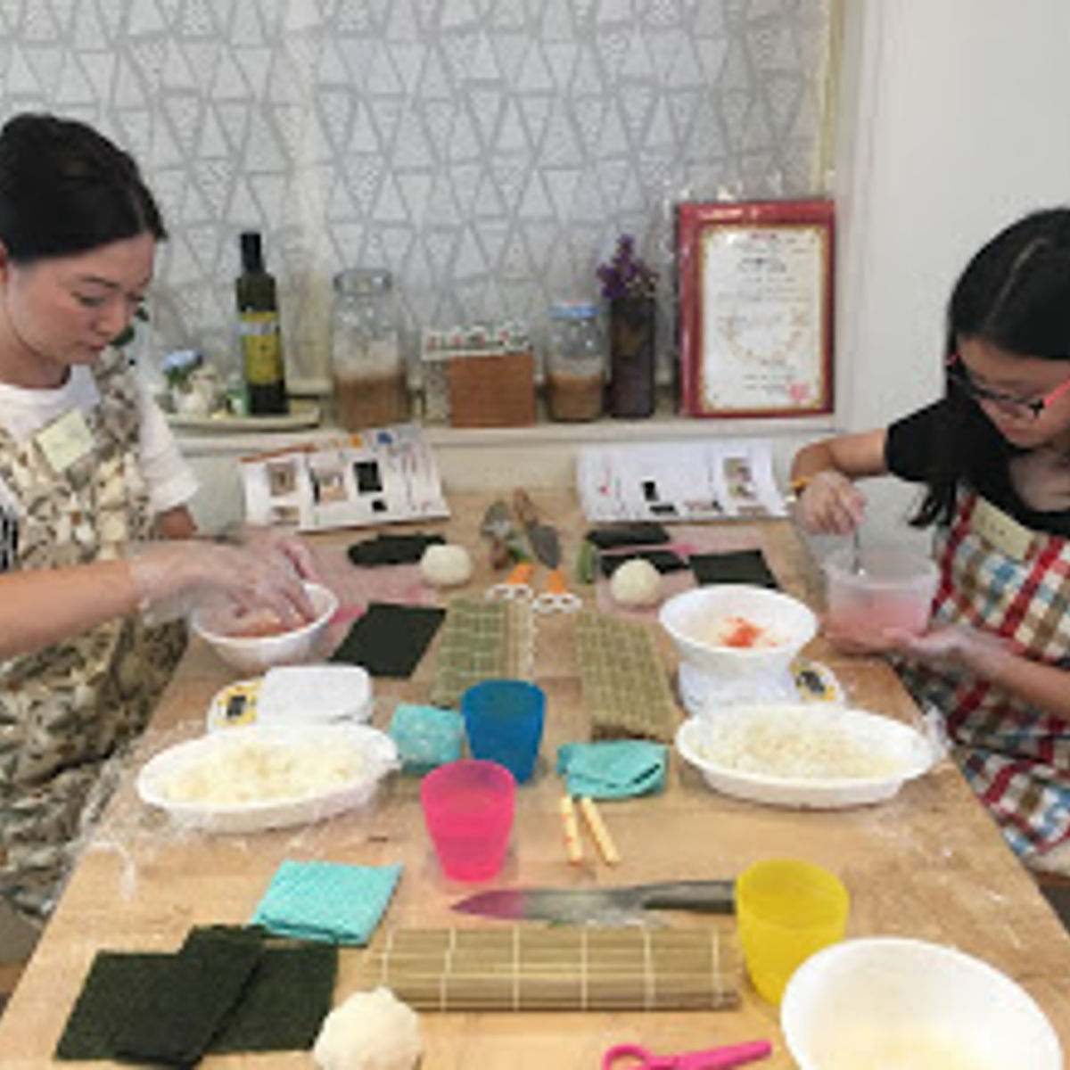 Let's Make Artistic Sushi in Osaka