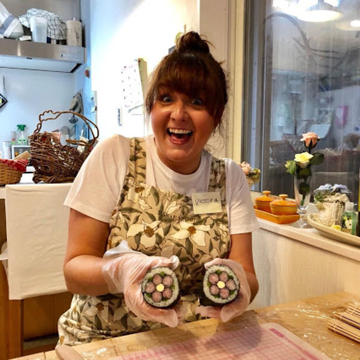 Let's Make Artistic Sushi in Osaka