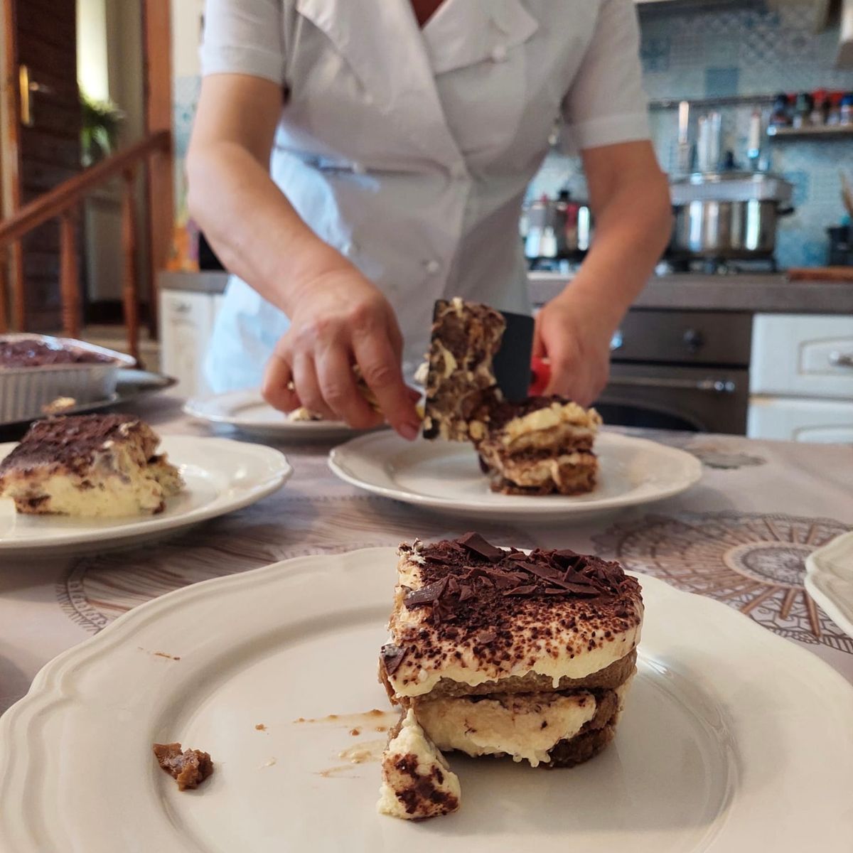 Master Homemade Pasta & Tiramisu: Wine & Lunch Escape in Roman Countryside