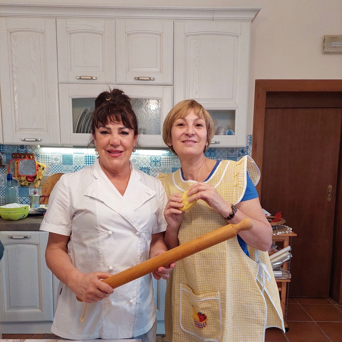 Let's Make Homemade Pasta: Wine Tasting and Lunch in the Roman Countryside