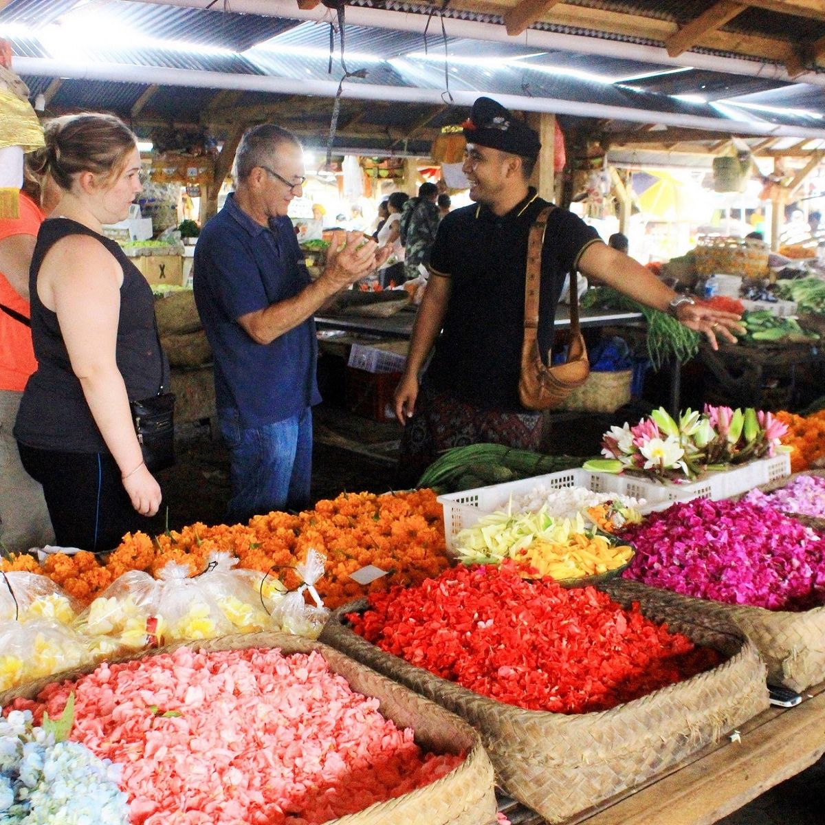 Exclusive Authentic Balinese Cooking in a Balinese Family Home