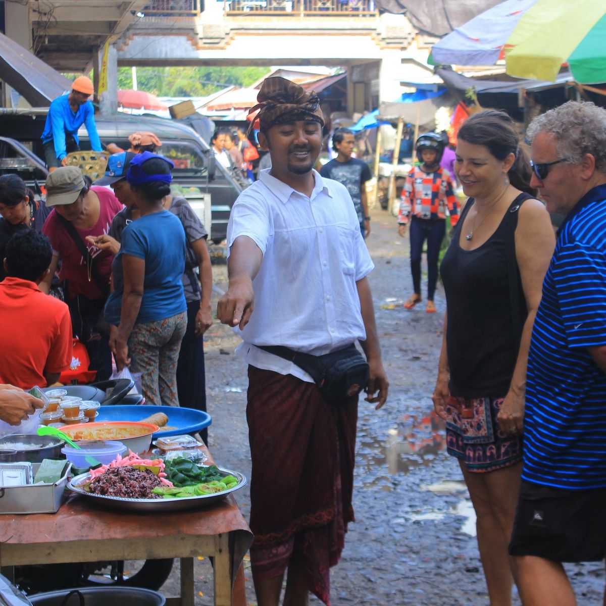 Exclusive Authentic Balinese Cooking in a Balinese Family Home
