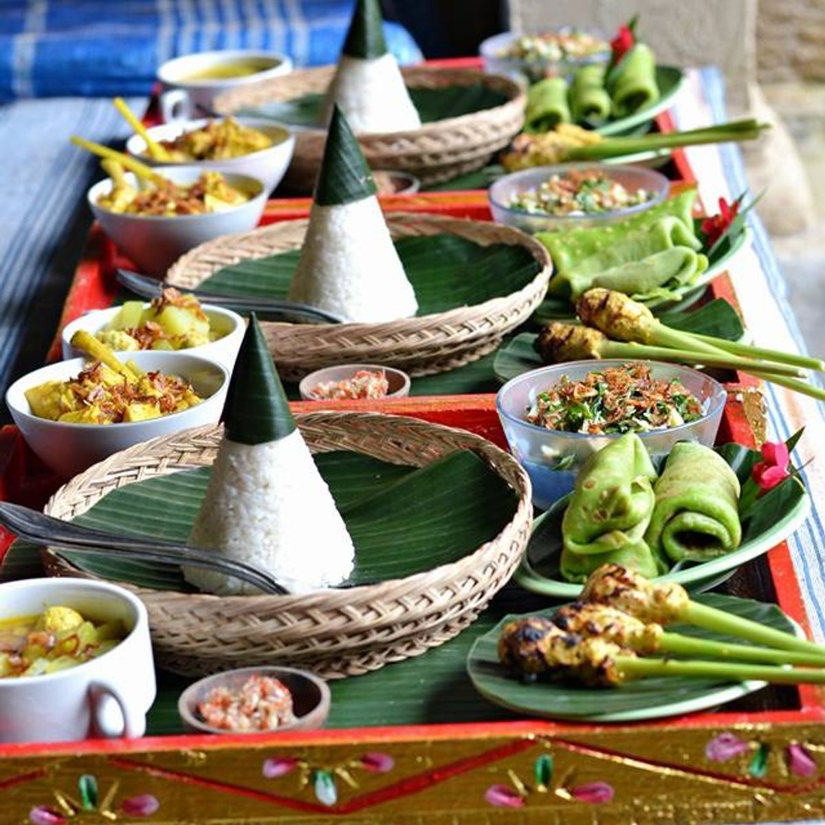 Exclusive Authentic Balinese Cooking in a Balinese Family Home