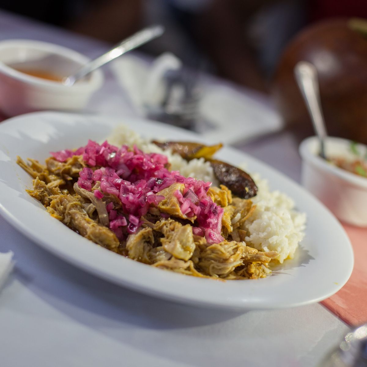 Circuit tacos et bières à Cancún avec spectacle de mariachis et visite du marché nocturne