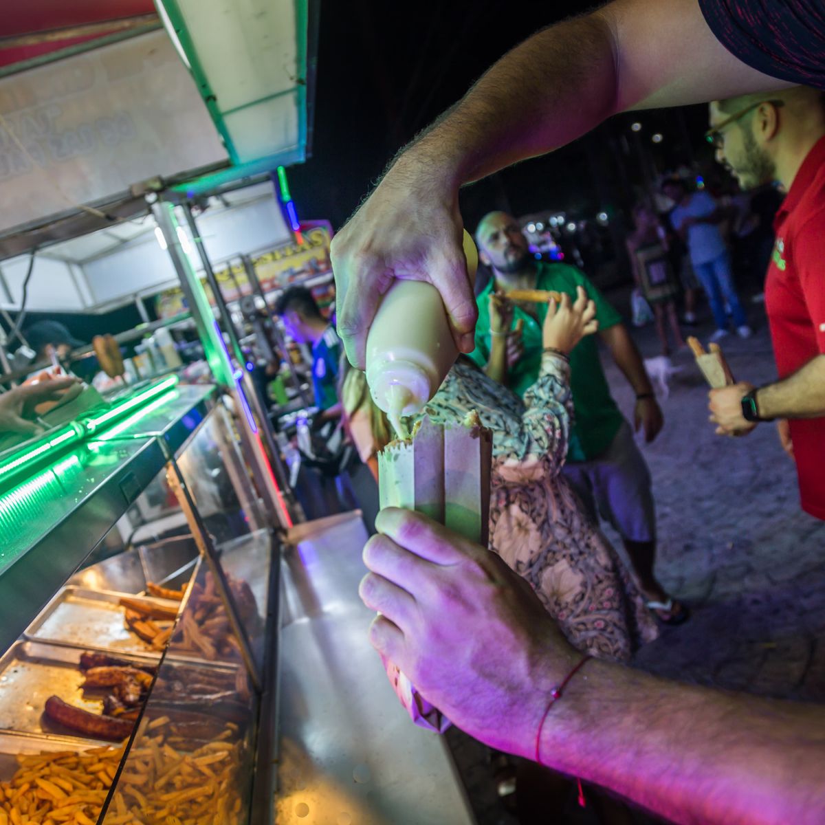 Circuit tacos et bières à Cancún avec spectacle de mariachis et visite du marché nocturne