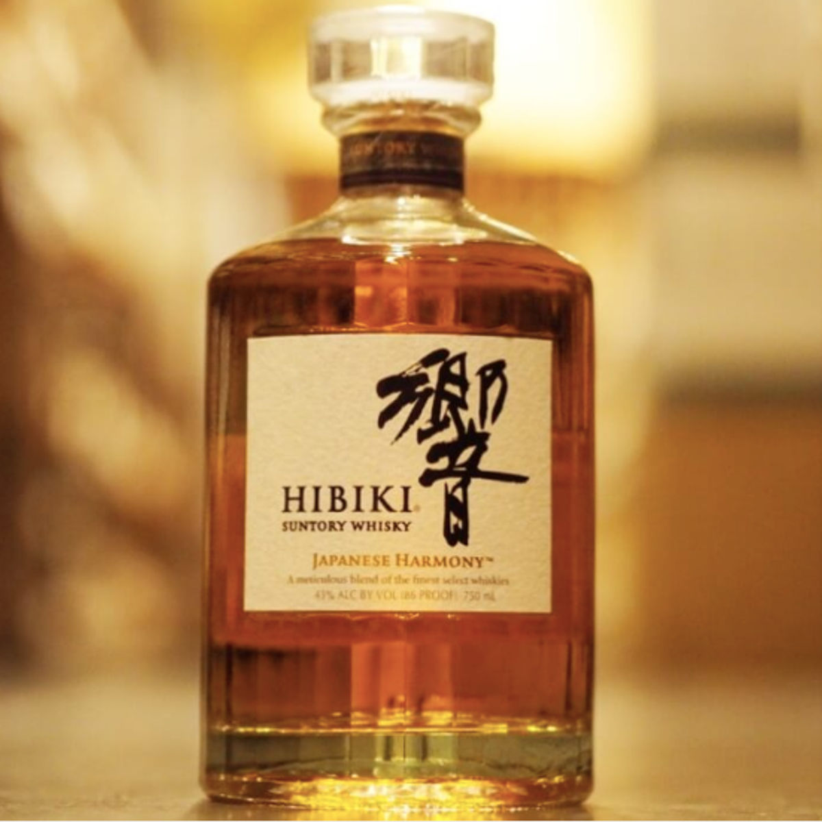 Luxury Sake and Whisky Nightlife Tour in Kyoto