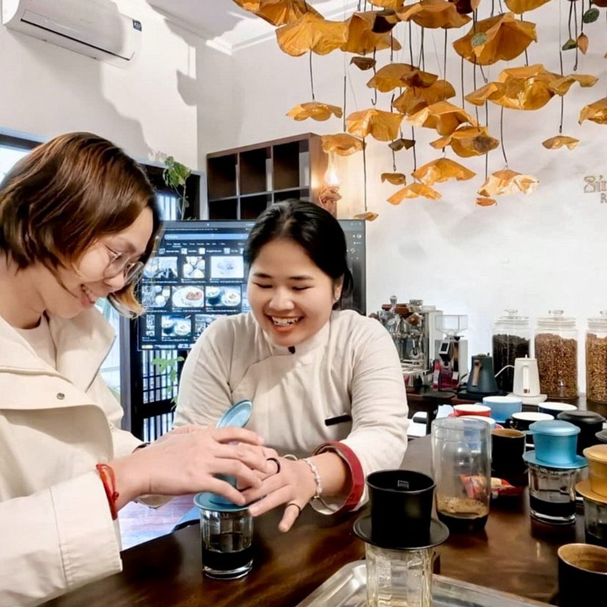 Hanoi: Hands-on Egg Coffee and Enjoy Chicken Pho
