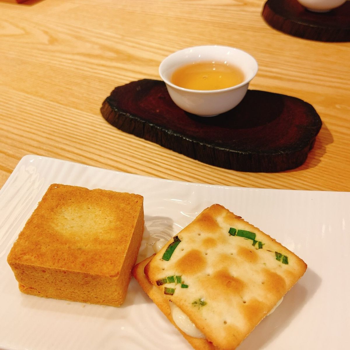 Make Fortune Pastries with Oolong Tea Ceremony