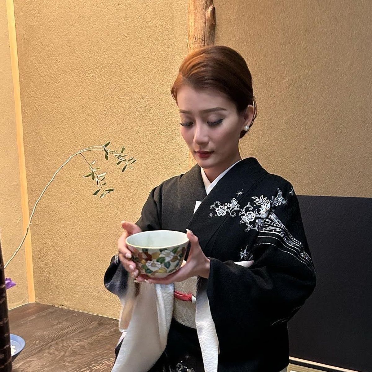 Local Home Visit Semi-Private Tea Ceremony at Authentic Tea Room